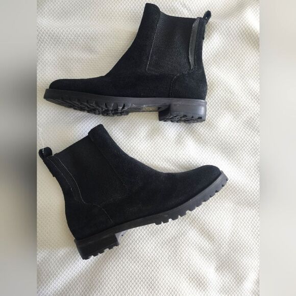 Jack Rogers Suede Leather Chelsea Black Ankle Boots - Picture 2 of 14